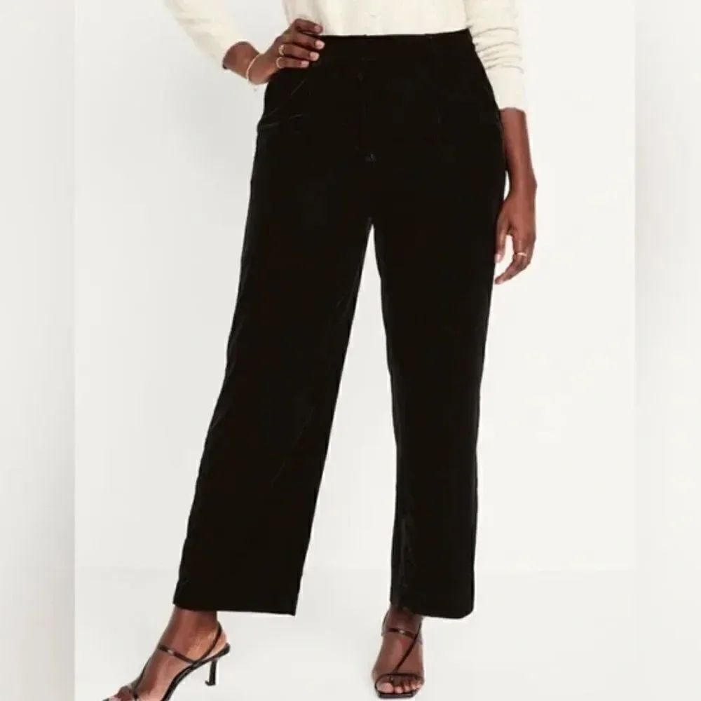 Old Navy Black Extra High Rise Velvet Wide Leg Pants(Size Small)